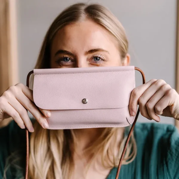 Phonebag, Hang On,<Keecie Sale