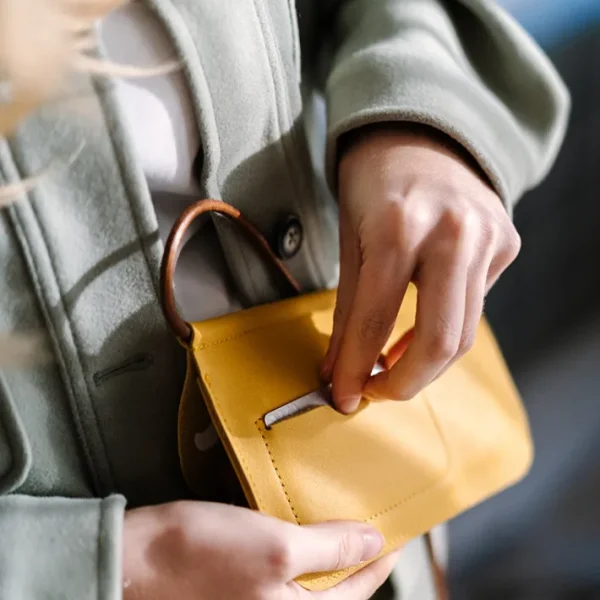 Phonebag, Hang On,<Keecie Sale